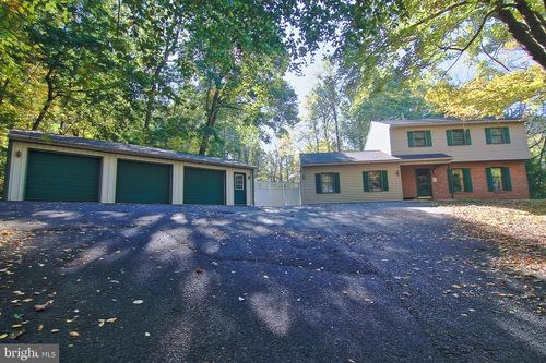 169 Henry Rd, BARTO, PA, 19504-9244 | Card Image