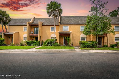 18-394 Regency Wood Dr, Jacksonville, FL, 32225-6545 | Card Image