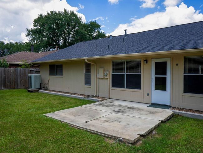 19627 Westbridge Ln, House other with 3 bedrooms, 2 bathrooms and 2 parking in Spring TX | Image 28