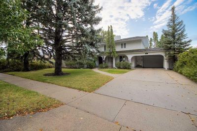 2808 S Parkside Dr S, House detached with 5 bedrooms, 3 bathrooms and 4 parking in Lethbridge AB | Image 1