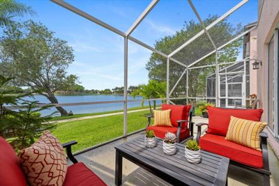 10762 Pelican Drive, Townhouse with 3 bedrooms, 2 bathrooms and null parking in Wellington FL | Image 1