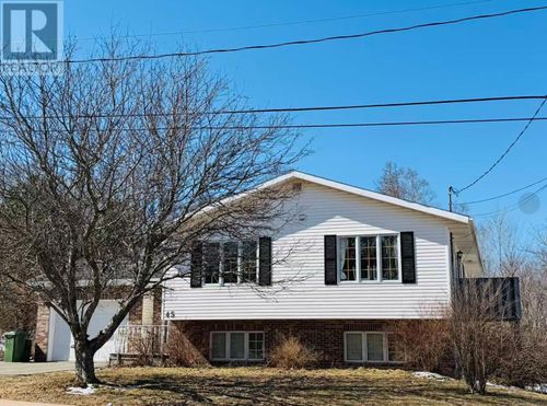 45 Atlantic Rd, Charlottetown, PE, C1A9P4 | Card Image