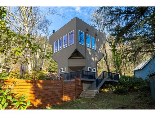 1685 Chinook Ave, Oceanside, OR, 97134 | Card Image
