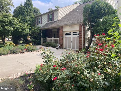 710 Fox Ct, LANGHORNE, PA, 19047-3715 | Card Image