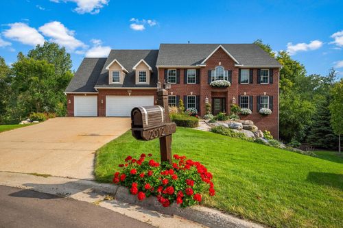 2012 Pine Ridge Dr, West Saint Paul, MN, 55118-4746 | Card Image