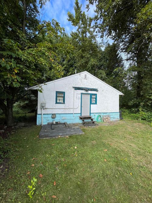 1127 Dominion Ave, Port Coquitlam, BC, V3B8G8 | Card Image