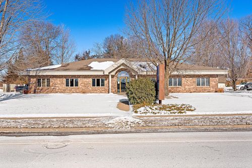 1115 Riders Club Road, Onalaska, WI, 54650 | Card Image