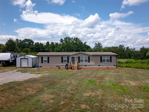 2090 Mesquite Ln, Newton, NC, 28658-7607 | Card Image
