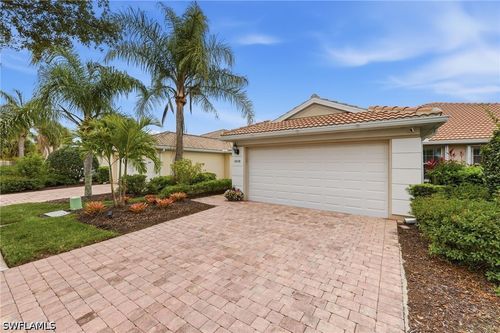 8658 Genova Ct, NAPLES, FL, 34114-2748 | Card Image