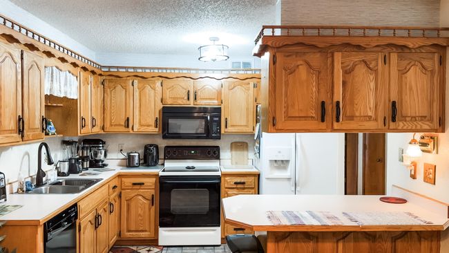 Kitchen | Image 19