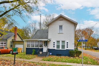 302 S 15th Street, House other with 3 bedrooms, 2 bathrooms and null parking in Niles MI | Image 2