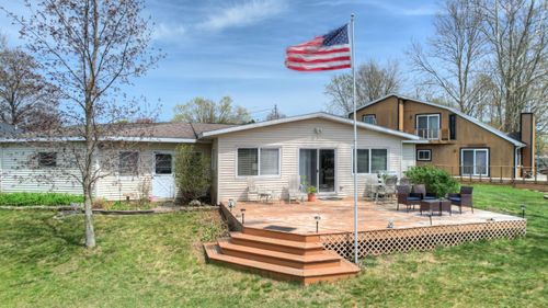 2103 Island Dr, Wayland, MI, 49348-9320 | Card Image