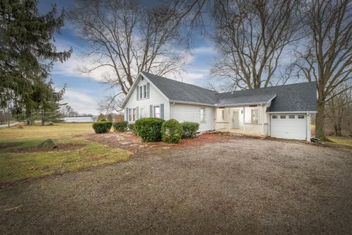 7738 Lock Rd, Centerburg, OH, 43011-9442 | Card Image