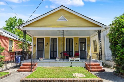 7711 13 Oak Street, New Orleans, LA, 70118 | Card Image