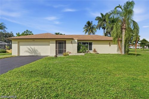 223 Pine Valley Cir, NAPLES, FL, 34113-7623 | Card Image
