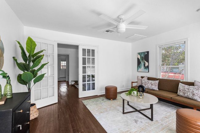 A - 906 Capitol Ct, Condo with 1 bedrooms, 1 bathrooms and null parking in Austin TX | Image 4