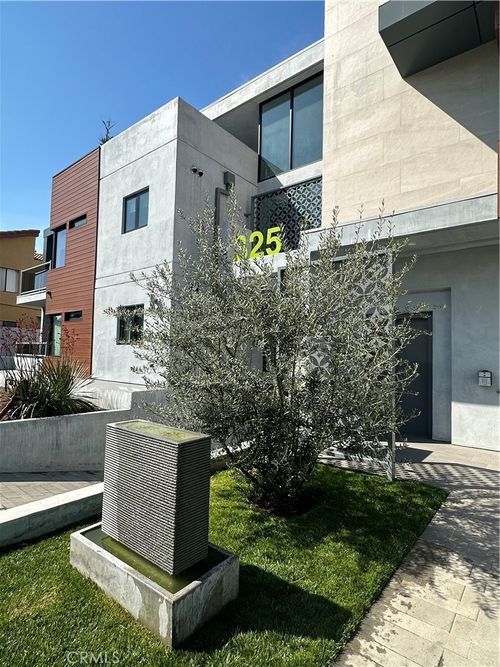 201-325 S Martel Ave, LOS ANGELES, CA, 90036-2711 | Card Image