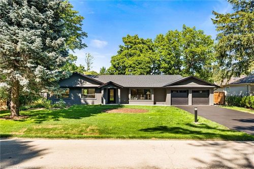 201 Trelawn Ave, Oakville, ON, L6J4R3 | Card Image