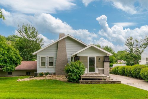 1703 Baltimore St, Waterloo, IA, 50702-3941 | Card Image
