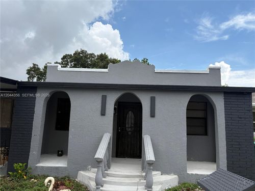 1853 Nw 47th St, MIAMI, FL, 33142-4044 | Card Image