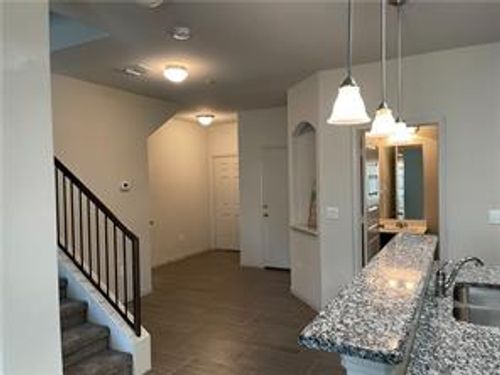 unit-302-1620 Bryant Dr, Round Rock, TX, 78664-3602 | Card Image