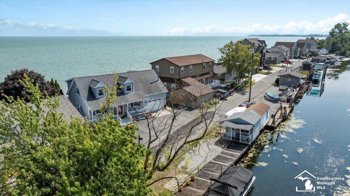 Lakeshore Dr, Newport, MI 48166