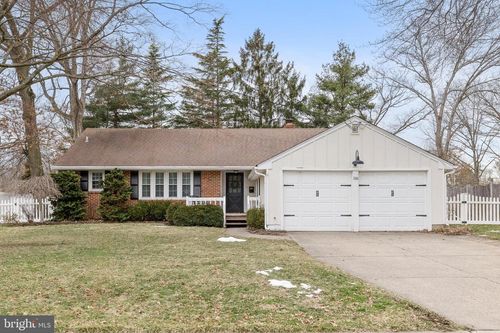 116 Fox Chase Ln, CHERRY HILL, NJ, 08034-2804 | Card Image