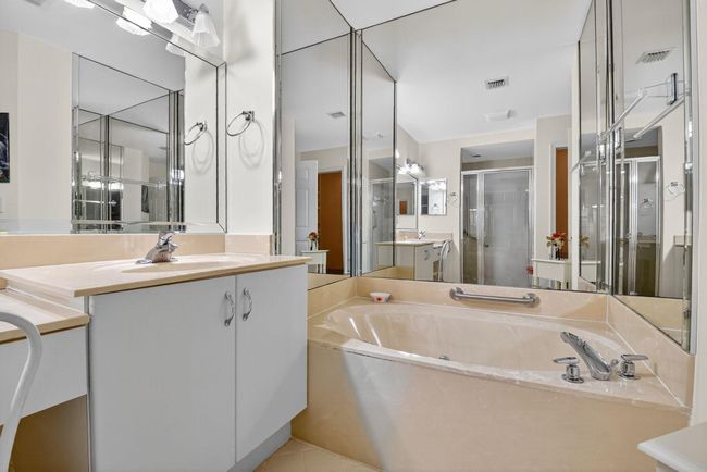 UNIT-101 - 12447 Crystal Pointe Dr, Condo with 3 bedrooms, 2 bathrooms and null parking in Boynton Beach FL | Image 36