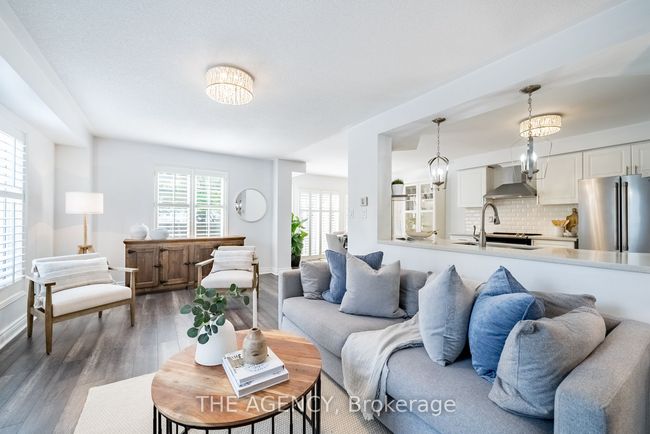 71 Tunney Pl, House other with 3 bedrooms, 4 bathrooms and 2 parking in Whitby ON | Image 5