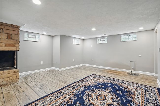 1182 W Laurel Cir, House other with 3 bedrooms, 2 bathrooms and null parking in Mt. Pleasant Twp - Wml PA | Image 28