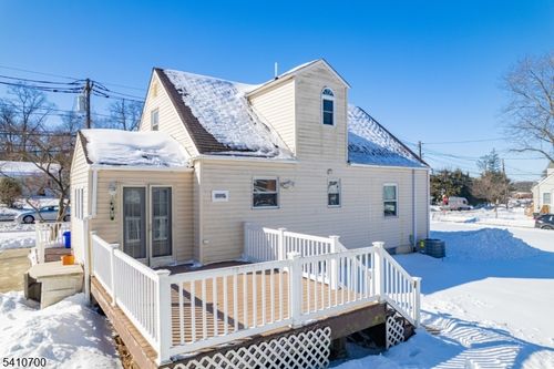 492 Eagle Rock Ave, Roseland, NJ, 07068-1603 | Card Image