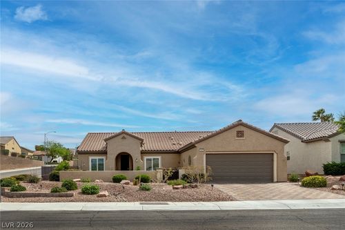 2040 Fort Halifax St, Henderson, NV, 89052-8549 | Card Image