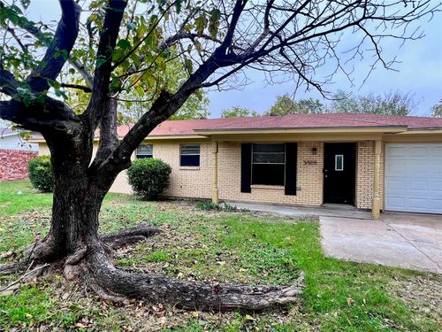 3505 Northpark Dr, Corsicana, TX, 75110-1328 | Card Image