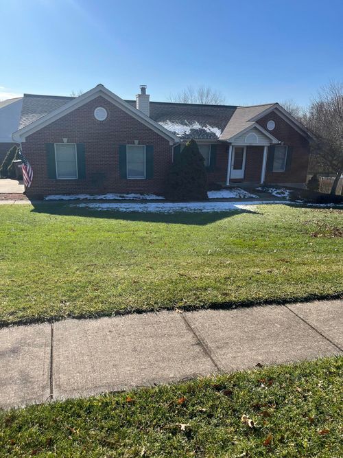 725 Independence Station Rd, Independence, KY, 41051-9549 | Card Image