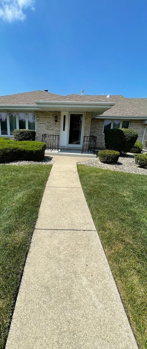 137-17816 New Hampshire Ct, Orland Park, IL, 60467-9324 | Card Image