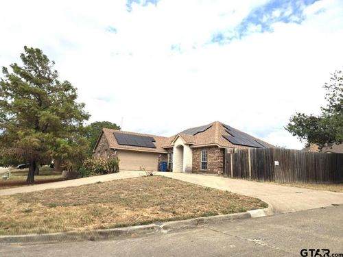 1410 Chancellor Dr, Kaufman, TX, 75142 | Card Image