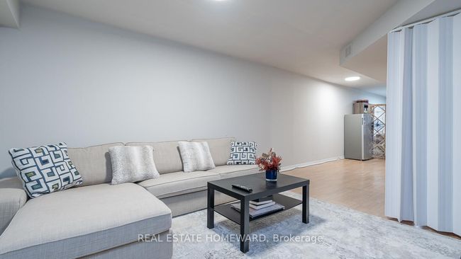 81 Hadden Cres, House other with 3 bedrooms, 3 bathrooms and 2 parking in Barrie ON | Image 21