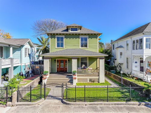 1310 25th St, Galveston, TX, 77550-4542 | Card Image