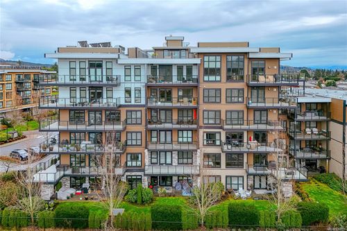 109-741 Travino Lane, Saanich, BC, V8Z0G3 | Card Image