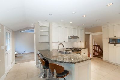 4086 W 13 Th Ave, House other with 4 bedrooms, 3 bathrooms and 2 parking in Vancouver BC | Image 3