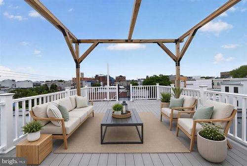 2448 Amber St, PHILADELPHIA, PA, 19125-1619 | Card Image