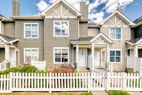 80 Elgin Gardens Se, Calgary, AB, T2Z4T4 | Card Image