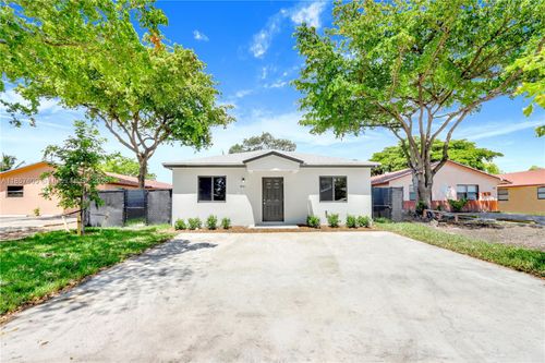 1-861 Nw 6th Ave, Pompano Beach, FL, 33060-5805 | Card Image