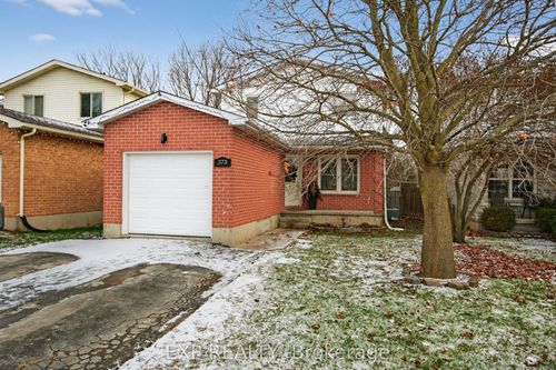 373 Ginger St, Napanee, ON, K7R3X9 | Card Image