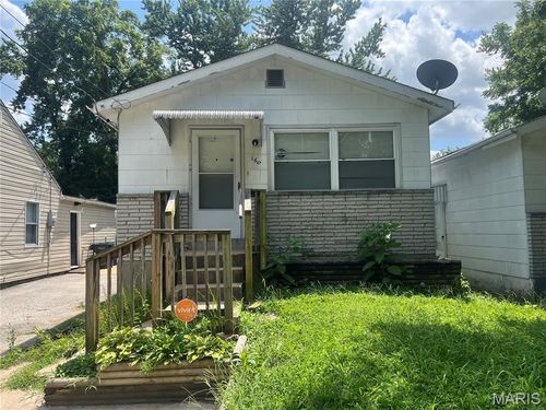 160 Barto Dr, Saint Louis, MO, 63135-1005 | Card Image