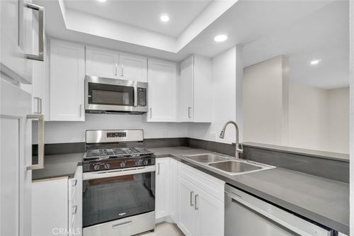 apt-c207-600 W 3rd St, Santa Ana, CA, 92701-8227 | Card Image
