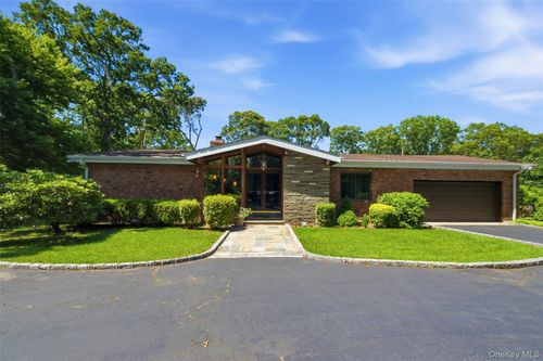 27 Sunken Meadow Rd, Northport, NY, 11768-2720 | Card Image