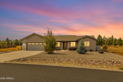 10226 Lundin Road, Flagstaff, AZ, 86004 | Card Image