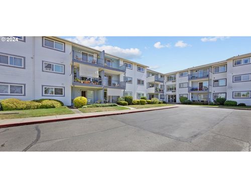 310-950 Evergreen Rd, Woodburn, OR, 97071-2912 | Card Image