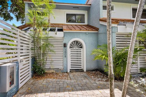 1-3808 Ne 6th Ave, Miami, FL, 33137-3719 | Card Image